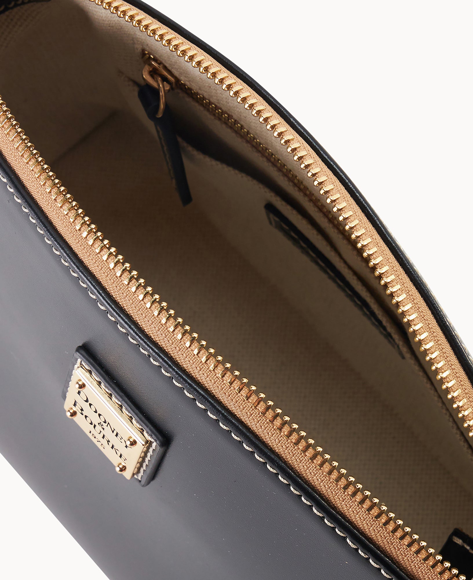 Penrose Suki Crossbody - Image 18