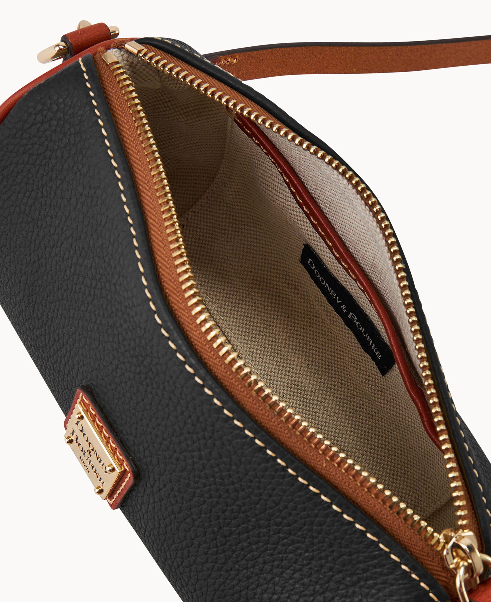 Pebble Grain Barrel Crossbody 20 - Image 3